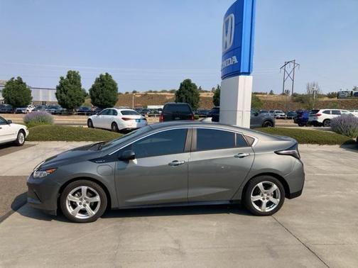 2017 Chevrolet Volt LT