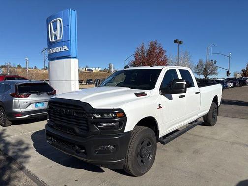 2025 RAM 3500 Tradesman Crew Cab 4x4 8' Box