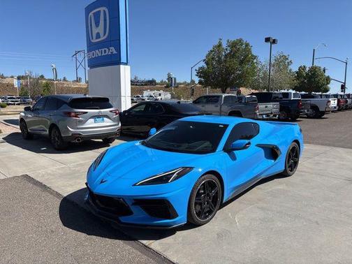 Rapid Blue 2022 Chevrolet Corvette Stingray w/2LT