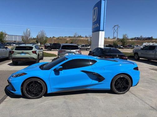 Rapid Blue 2022 Chevrolet Corvette Stingray w/2LT
