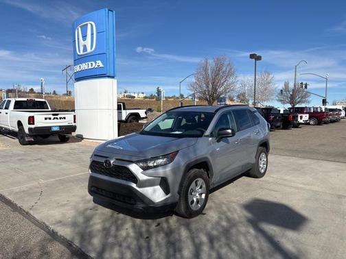 2019 Toyota RAV4 LE