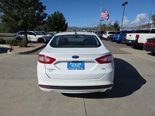 Oxford White 2016 Ford Fusion SE