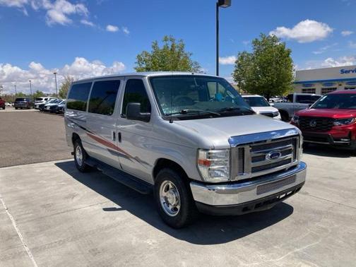 2009 Ford E350 Super Duty XLT