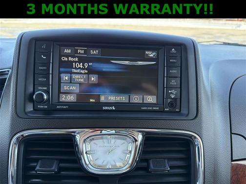 2016 Chrysler Town & Country Touring-L