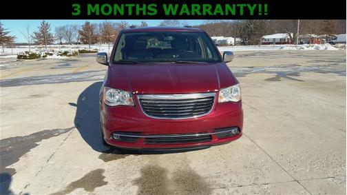 2016 Chrysler Town & Country Touring-L