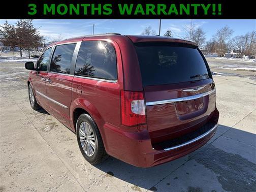 2016 Chrysler Town & Country Touring-L