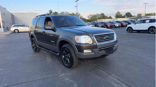 Yellow 2006 Ford Explorer XLT