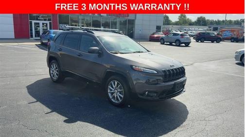 Gray 2018 Jeep Cherokee Latitude