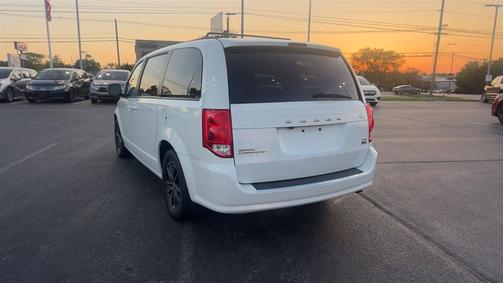 White 2019 Dodge Grand Caravan GT