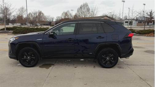 2021 Toyota RAV4 Hybrid XSE