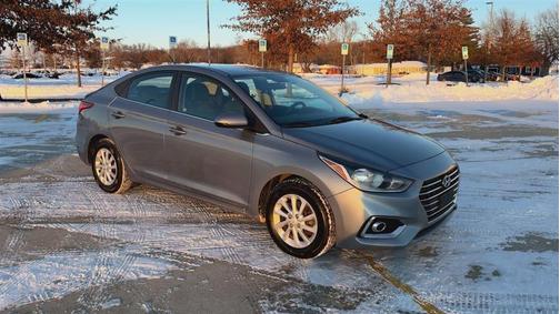 2021 Hyundai Accent SEL