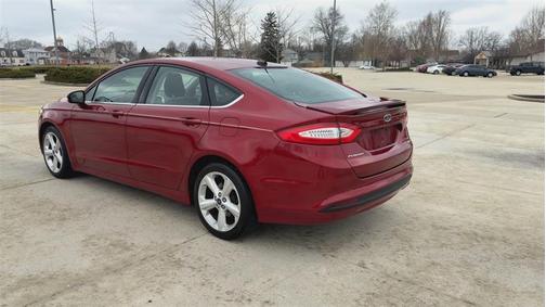 2015 Ford Fusion SE