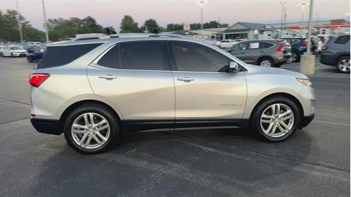 Silver 2018 Chevrolet Equinox Premier