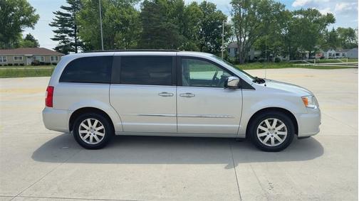 2012 Chrysler Town & Country Touring-L