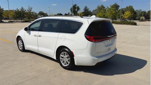 2021 Chrysler Pacifica Touring-L