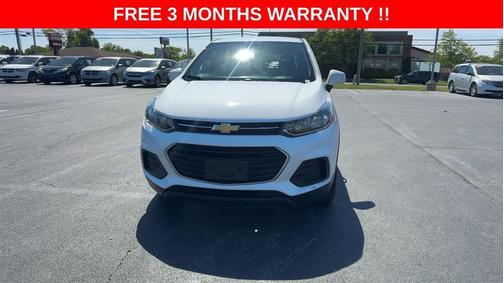White 2017 Chevrolet Trax LS
