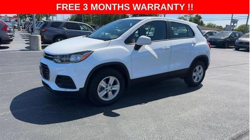 White 2017 Chevrolet Trax LS