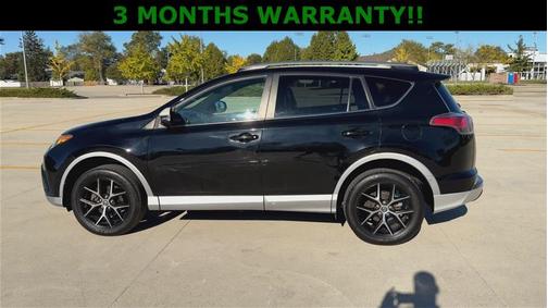 2017 Toyota RAV4 SE
