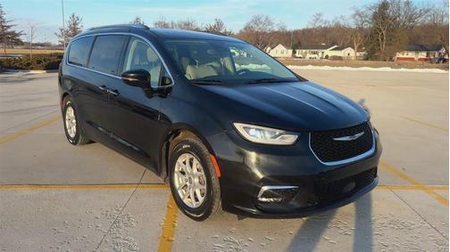2021 Chrysler Pacifica Touring-L