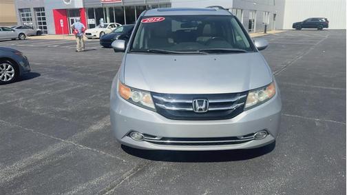 Silver 2014 Honda Odyssey Touring