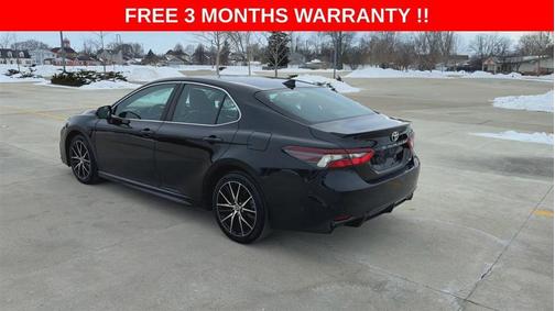 2022 Toyota Camry SE Nightshade