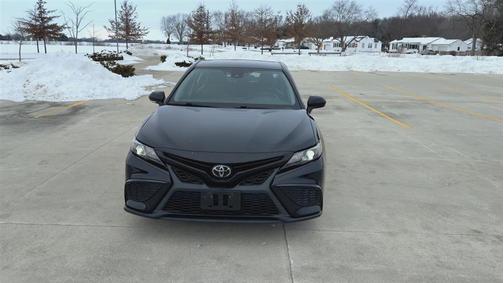 2022 Toyota Camry SE Nightshade