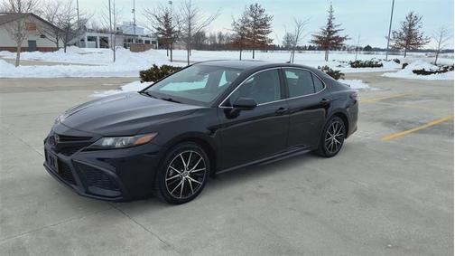 2022 Toyota Camry SE Nightshade