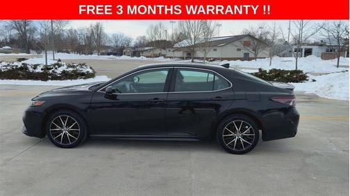 2022 Toyota Camry SE Nightshade