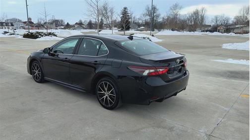 2022 Toyota Camry SE Nightshade