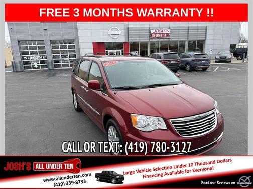 2016 Chrysler Town & Country Touring