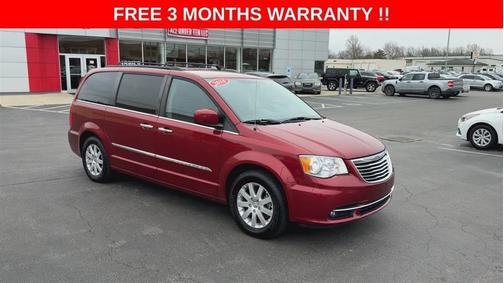 2016 Chrysler Town & Country Touring