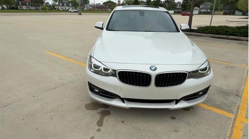 2017 BMW 330 Gran Turismo i xDrive