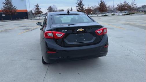 2018 Chevrolet Cruze LS