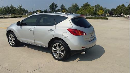 2009 Nissan Murano LE