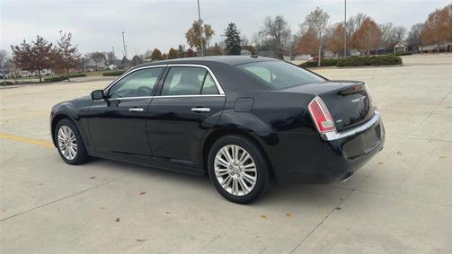 2013 Chrysler 300C Base