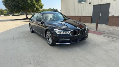 2016 BMW 750 i xDrive