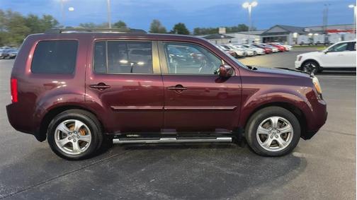 Red 2015 Honda Pilot EX-L