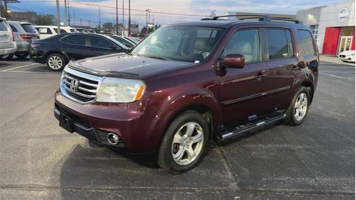 Red 2015 Honda Pilot EX-L