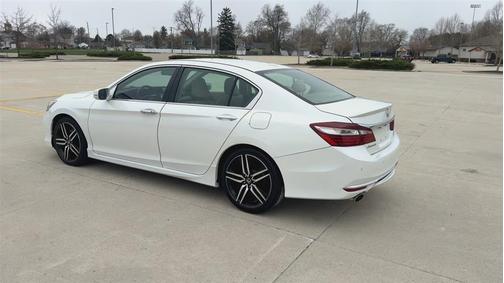 2017 Honda Accord Touring