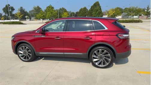 2019 Lincoln Nautilus Reserve