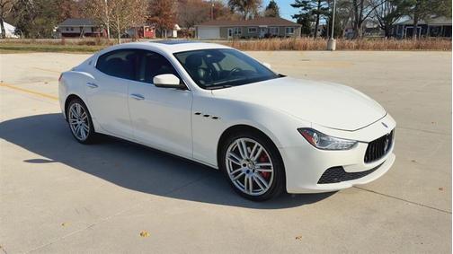 2017 Maserati Ghibli Base
