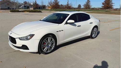 2017 Maserati Ghibli Base
