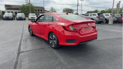 Red 2018 Honda Civic EX-T