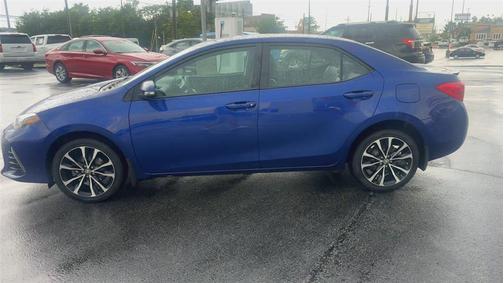 Blue 2018 Toyota Corolla SE