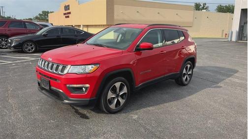 Red 2018 Jeep Compass Latitude
