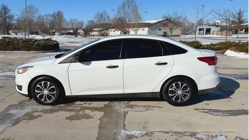 2016 Ford Focus S