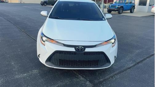 White 2022 Toyota Corolla LE