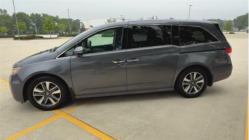 2016 Honda Odyssey Touring Elite