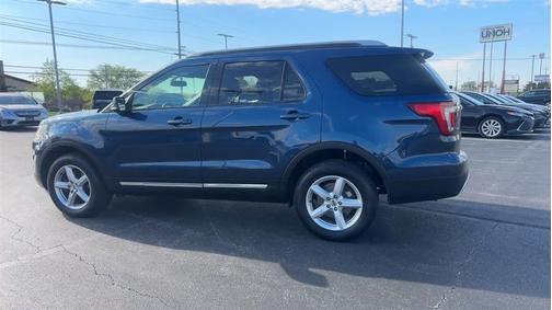 Blue 2017 Ford Explorer XLT
