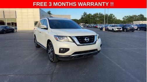 White 2020 Nissan Pathfinder Platinum